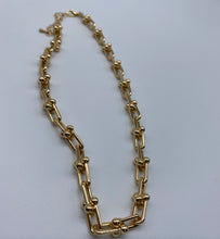 Load image into Gallery viewer, U link chain
