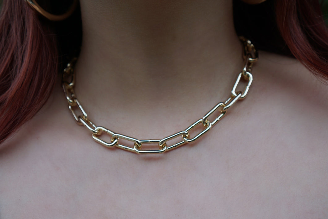 Oval linked chain